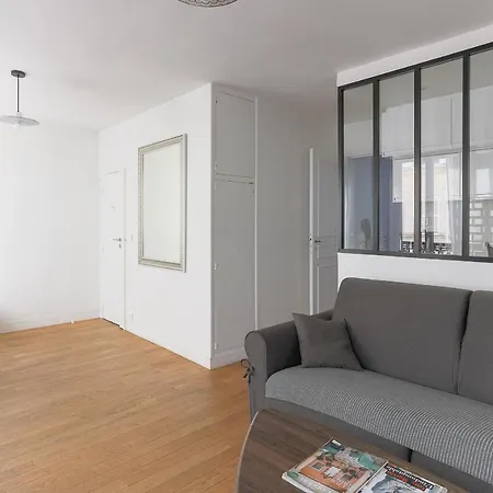 Eiffel Tower Royal *