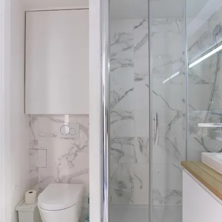 Eiffel Tower Royal * Paris