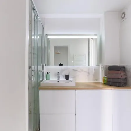 Apartment Eiffel Tower Royal