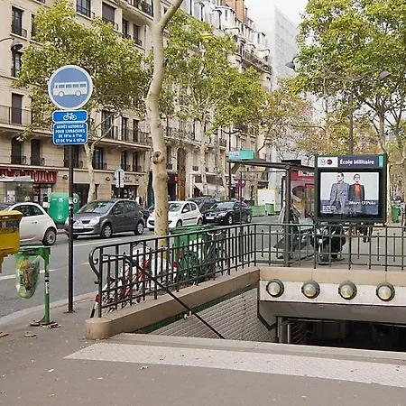 Eiffel Tower Royal Apartment *